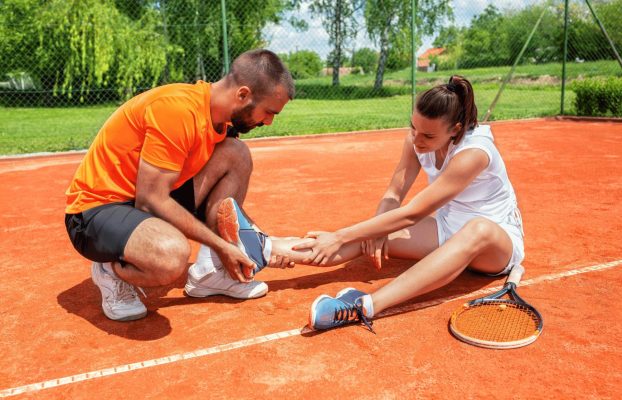 5 common tennis injuries and game-changing tips to avoid them